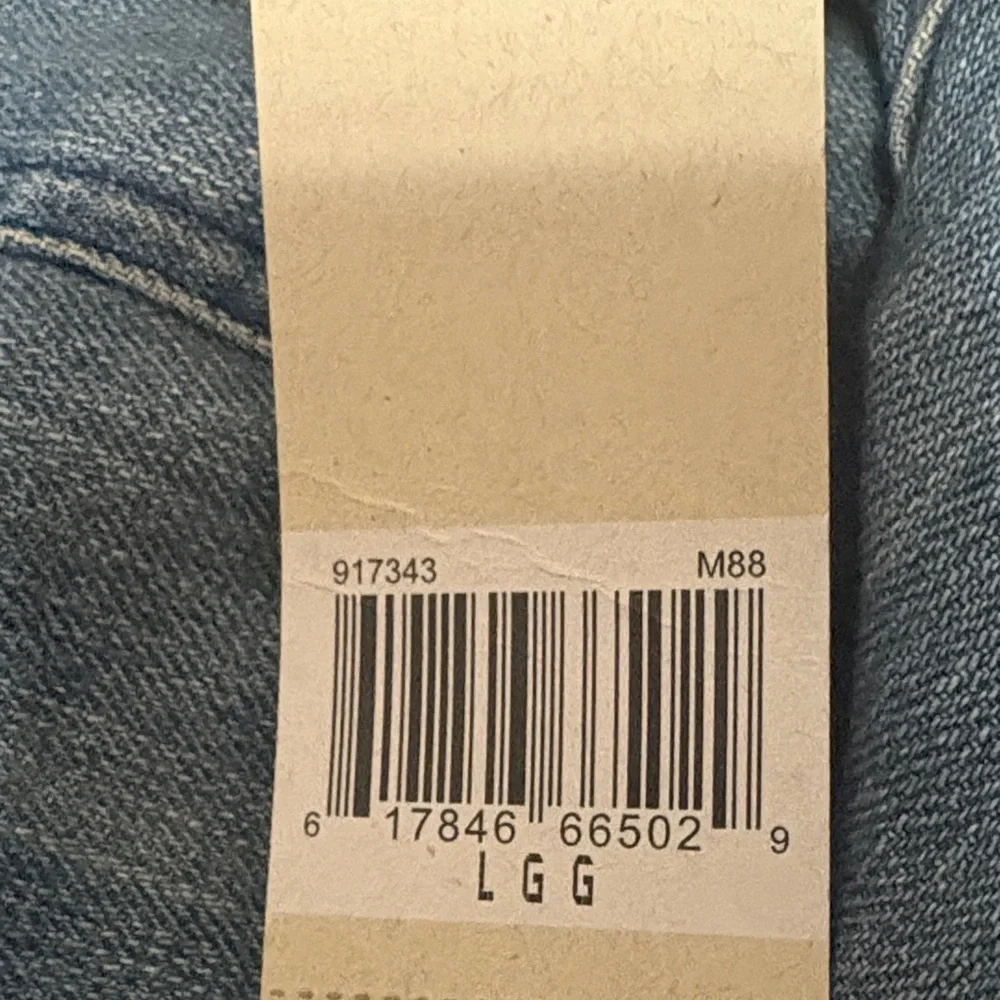 Levi's Denim Sherpa Lined Jacket - Picture 7 of 7